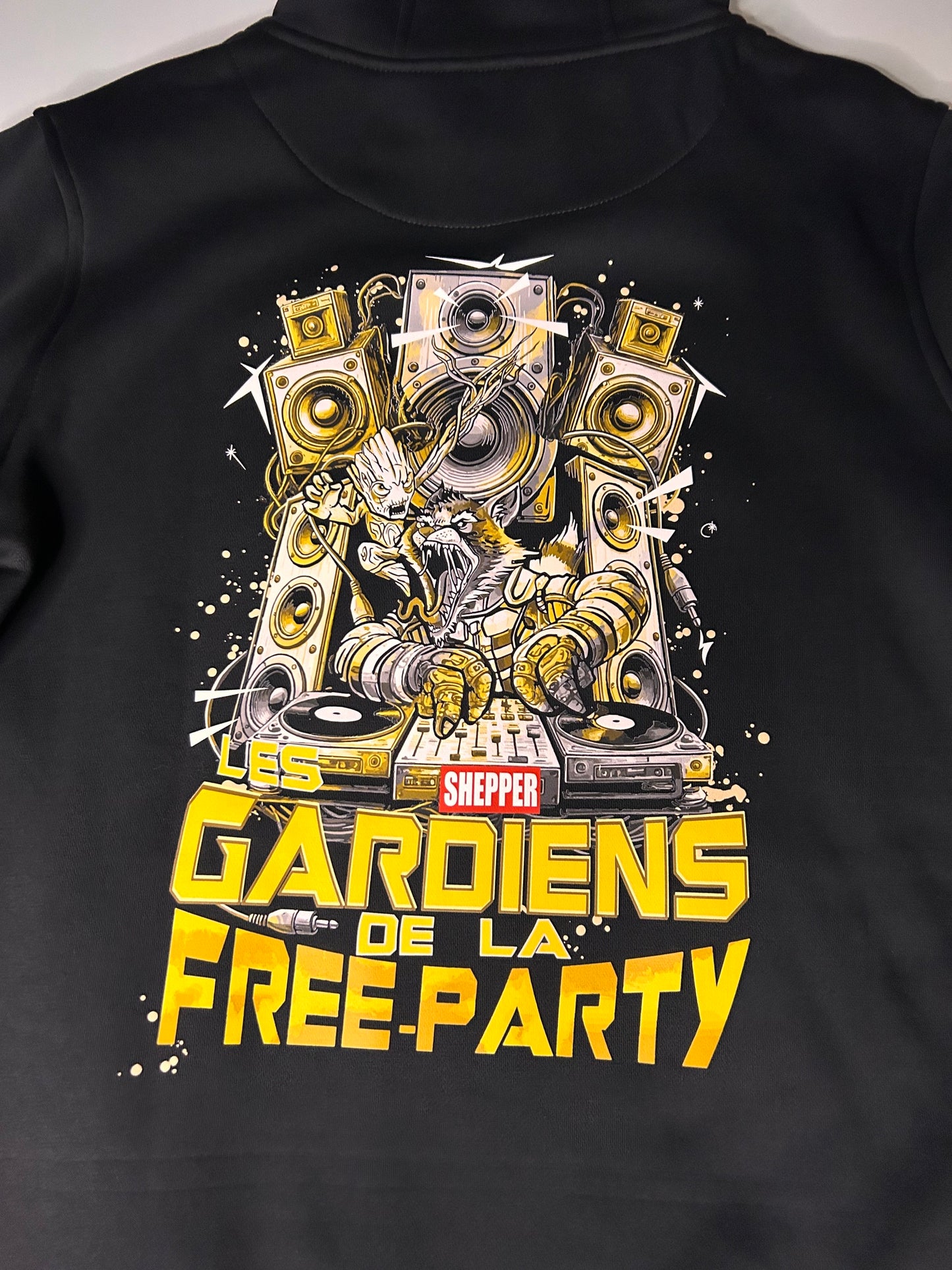 FLASH PRIX LE SWEAT LES GARDIENS DE LA FREE PARTY