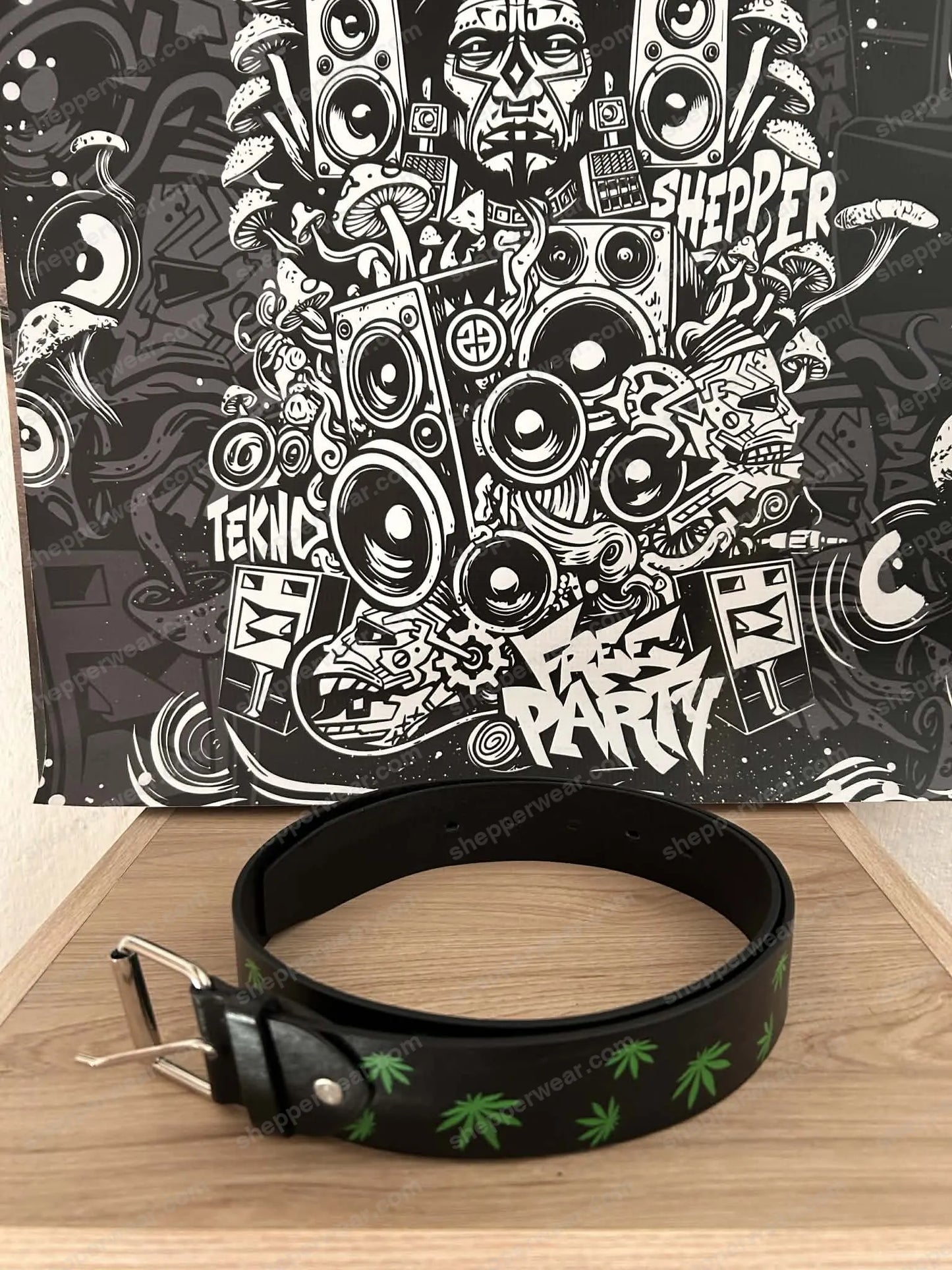 CEINTURE FEUILLE DE CANNABIS - CEINTURES
