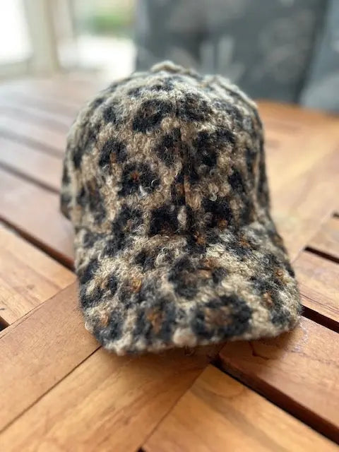 CASQUETTE BASE BALL PELUCHE LEOPARD SHEPPERWEAR